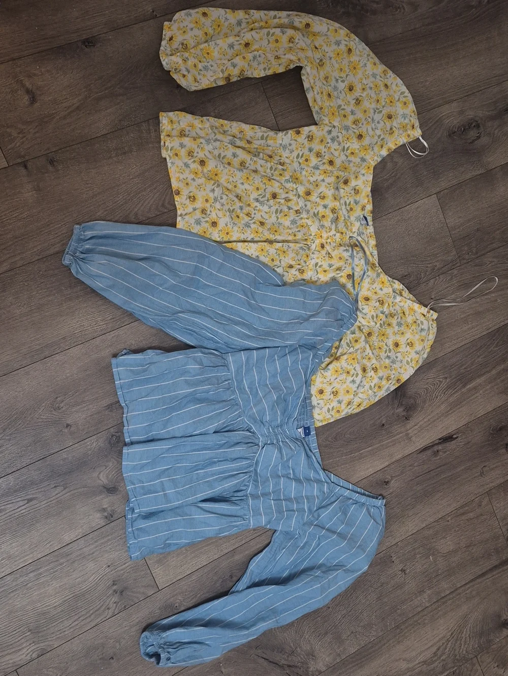 Old Navy Yellow Floral Peasant Blouse